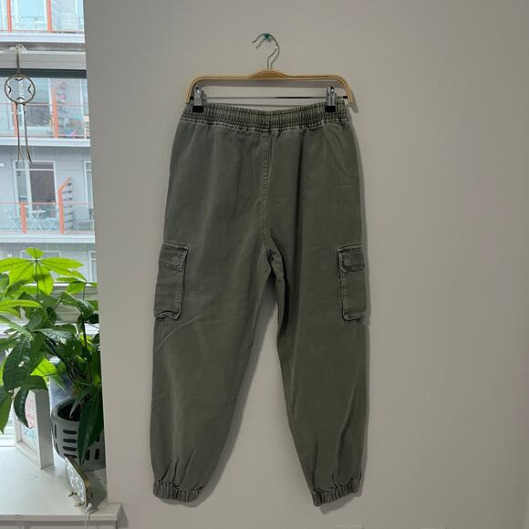 Forever 21 Green Cargo Jeans Size Medium - Picture 6 of 7